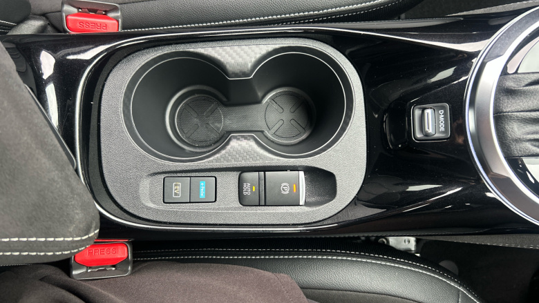 Nissan Juke 1.6 Hybrid Tekna+ 5dr Auto Hybrid Hatchback